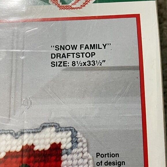 NEW Vintage Bucilla Christmas Kit Snow Family Draftstop Plastic Canvas  61113 - Picture 6 of 7
